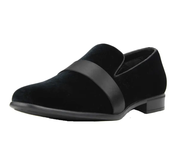Amali Knight Black Men’s Velvet Loafers