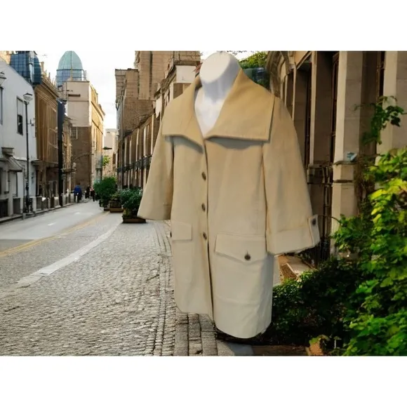 Ann Taylor Size Large Shawl Collar Tan Mid-length Lined Raincoat Jacket Coat