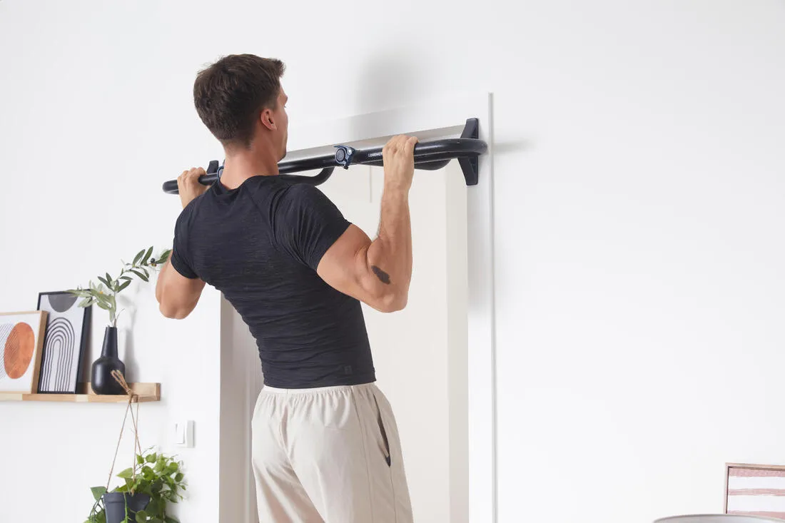 Barre de traction pour porte musculation à fixer sans vis