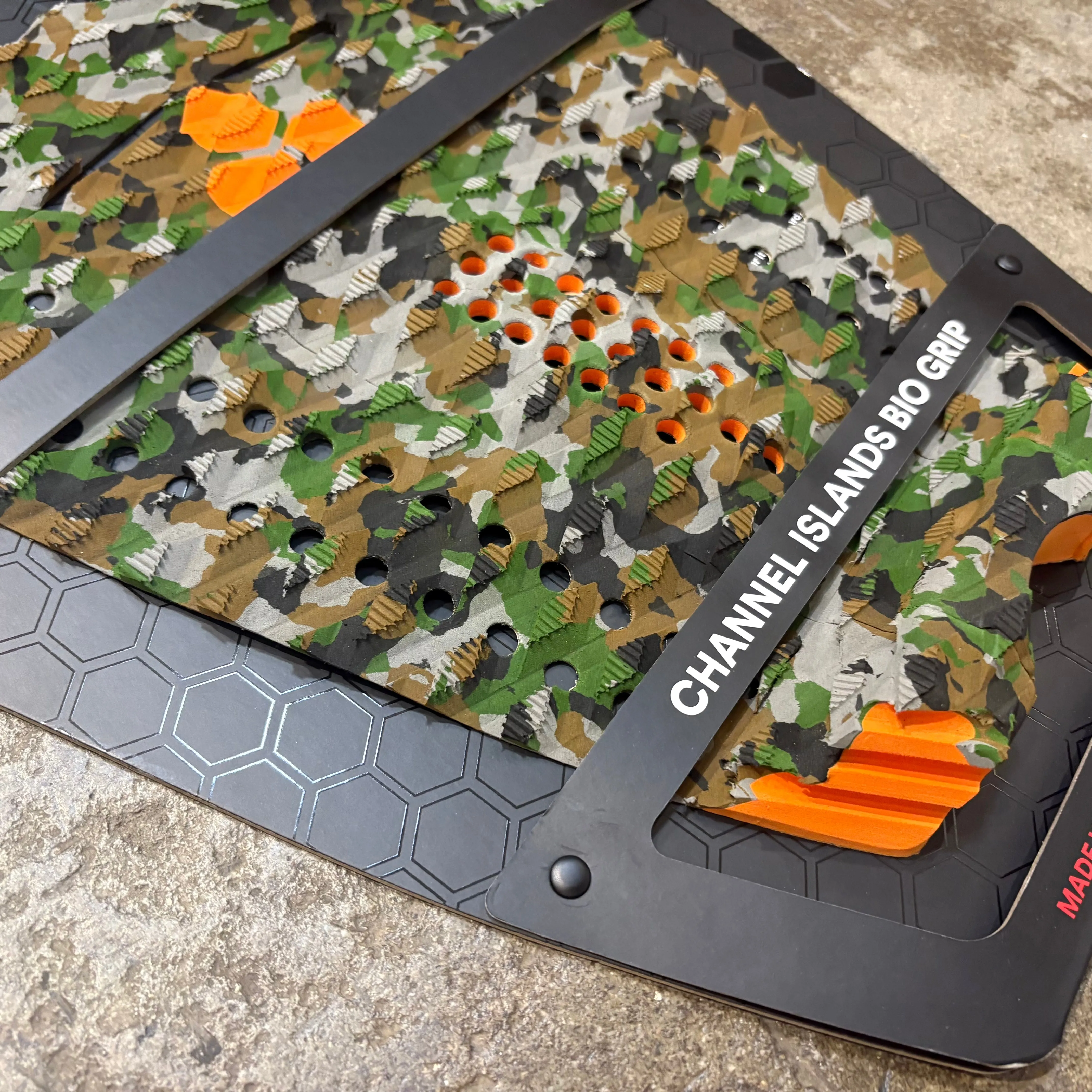 CHANNEL ISLANDS   PARKER COFFIN ARCH PAD - CAMO
