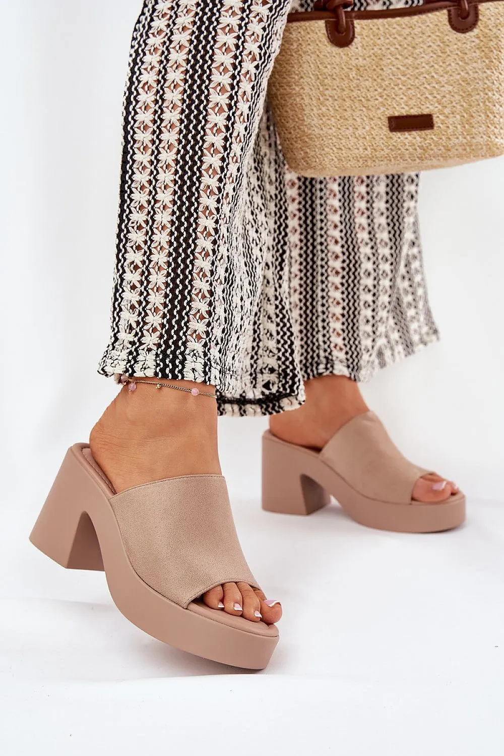 Flip-flops Step in style