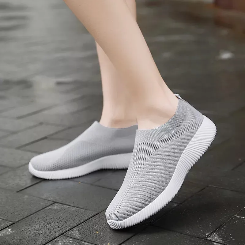 High-Quality Women's Vulcanized Sneakers: Slip-On Flats and Loafers in Plus Size 42 for Walking