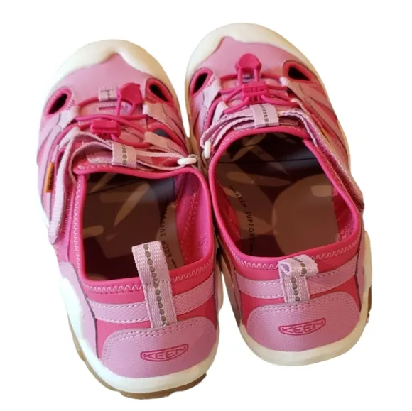 Keen Knotch Creek Magenta Lilac Chiffon Girls Quick Dry Sandals NEW
