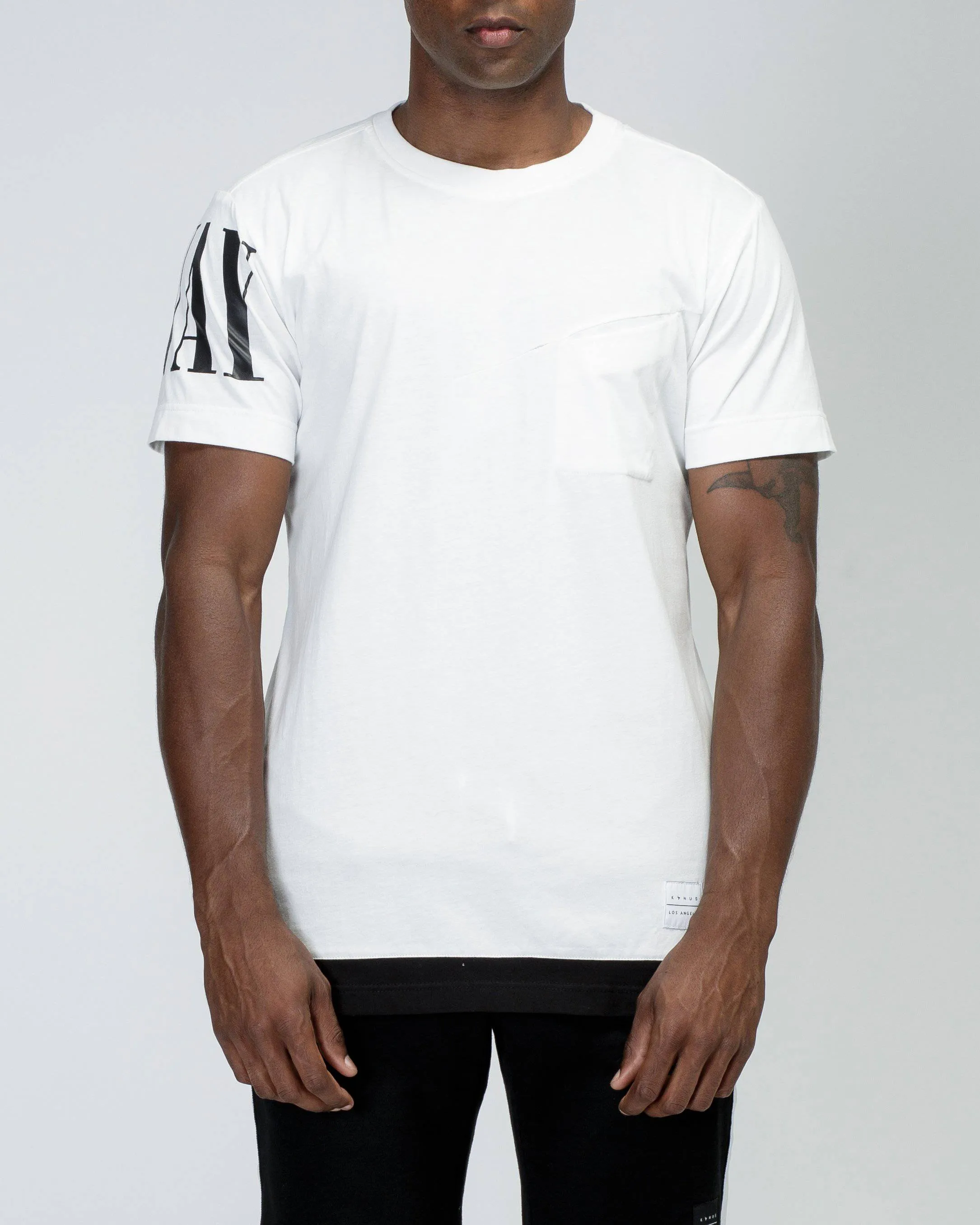 Konus Men's Tee / Summit In White