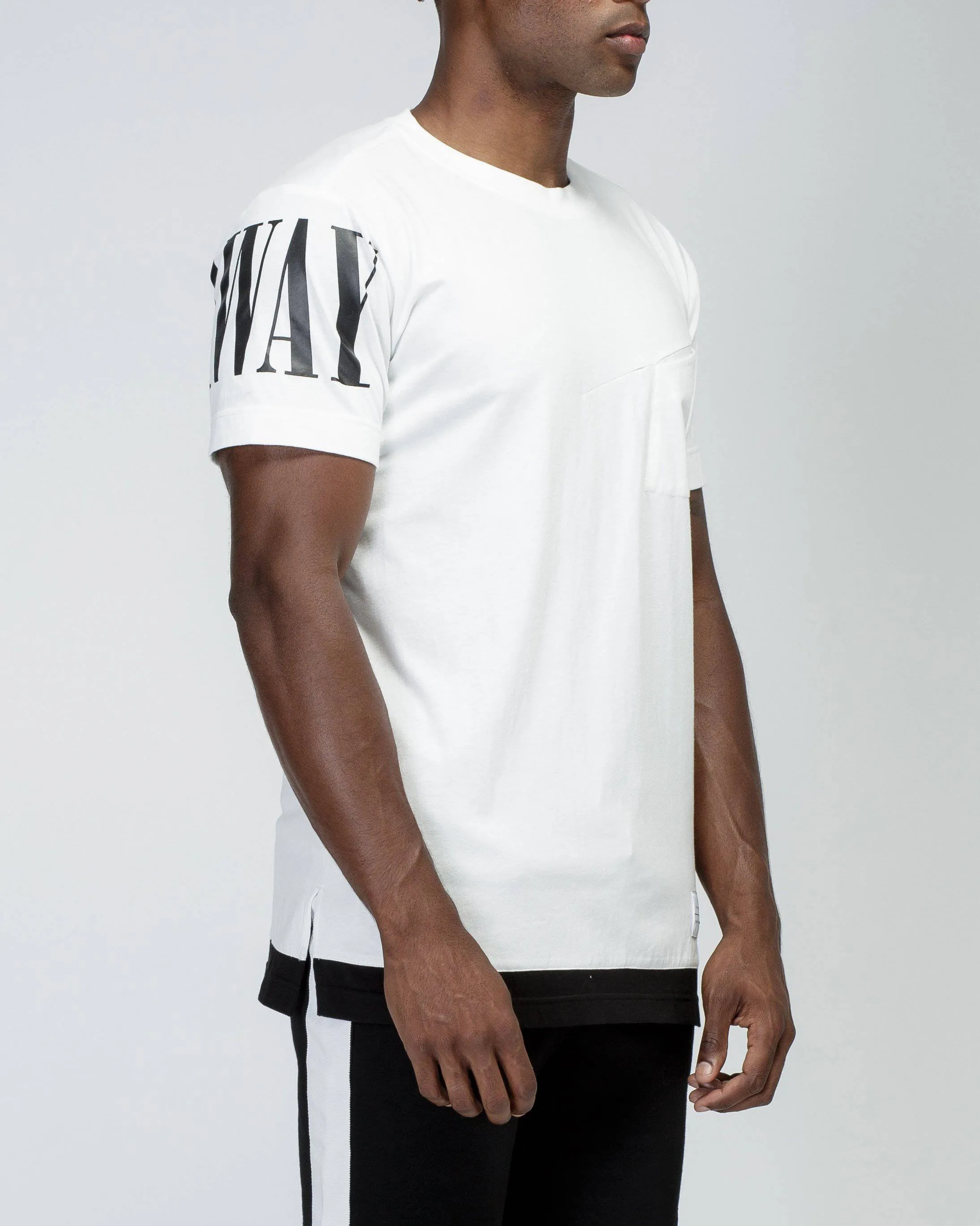 Konus Men's Tee / Summit In White