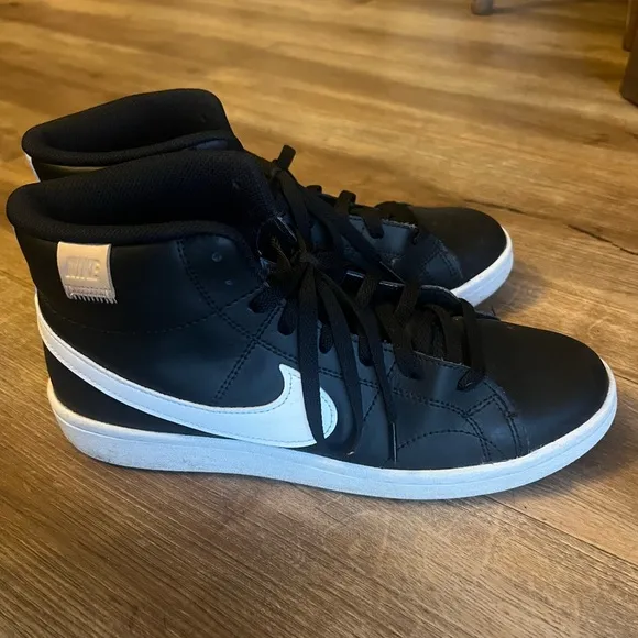 Nike Court Royale 2 High Top Sneaker