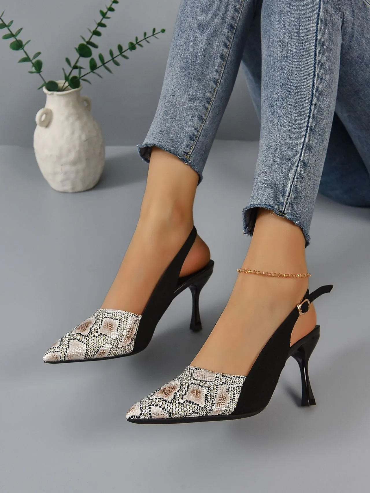 Snake Skin Pattern Face High-heeled Fashion Sandals Female
